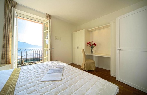 Meina Apartment | Apartment in my own with terrace