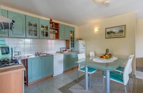 Nerezine Apartment | Apartment in Nerezine with Air condition, WIFI, Washing machine, Dishwasher (4827-2)