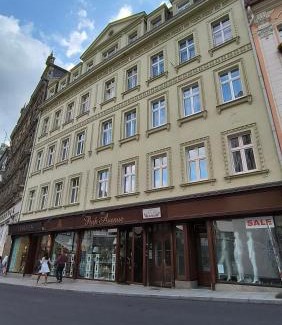 Karlovy Vary Apartment | Apartment in Old Town City Center Karlovy Vary