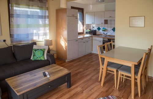 Thaling House | Apartment in Pöls with Southwest-Facing Balcony and Mountain View