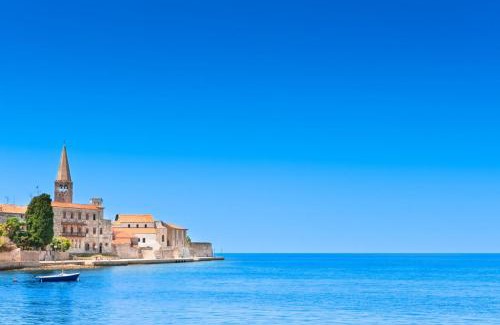 Brulo Apartment | Apartment in Porec with Balcony, Air conditioning, Wi-Fi (3794-5)