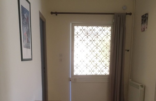 Belgentier House | Apartment in provencal village