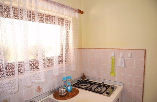 Valdebek Apartment | Apartment in Pula,two person near the sea and city center,WIFI,air conditioning,BBQ