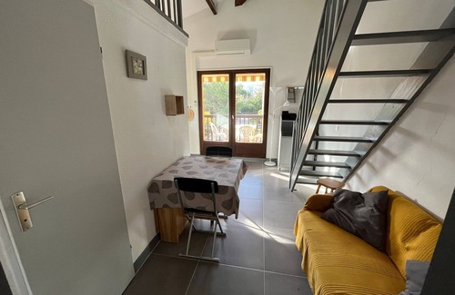 Giens Apartment | Apartment in residence with swimming pool Presqu'île de Giens