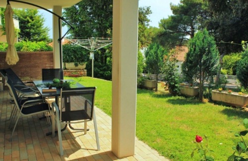 Borik Apartment | Apartment in Rovinj (Borik) - Top quiet location - 150m from the beach - balcony