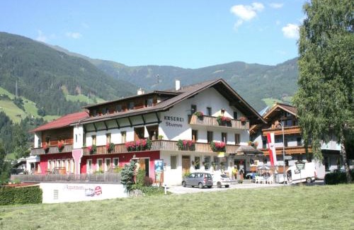 Stumm Apartment | Apartment in Stumm near Zillertal Ski Area, cleaning included