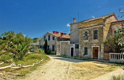 Gornje selo Apartment | Apartment in Susak with Air condition, WIFI (3865-6)