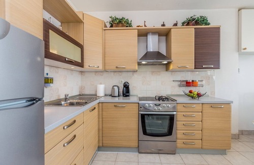 Sarsoni Apartment | Apartment in the 8th floor with Sea view