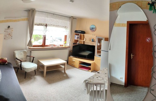 Alt Gaarz Apartment | Apartment in the green family Griese