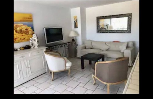 Saint-Tropez Apartment | APARTMENT IN THE HEART OF SAINT TROPEZ