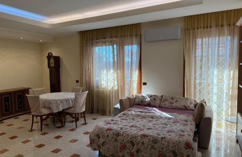 Quartiere XX Ardeatino Apartment | Apartment in the heart of EUR