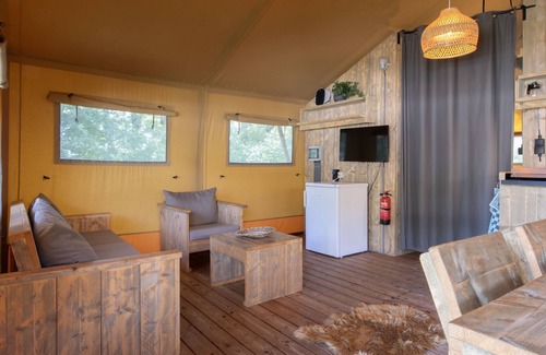 Arcen House | Apartment in the Netherlands near Nature