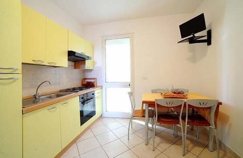 Torre Mozza Apartment | Apartment in Torre Mozza with Furnished Terrace