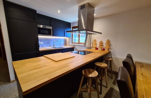 Sion Apartment | Apartment in Veysonnaz with valley view