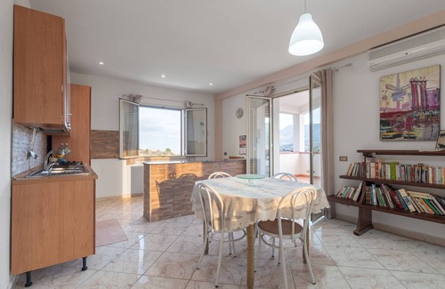 Cannizzaro-favara Villa | Apartment "In Villa Marlory" with Sea View, 2 Private Terraces and Wi-Fi