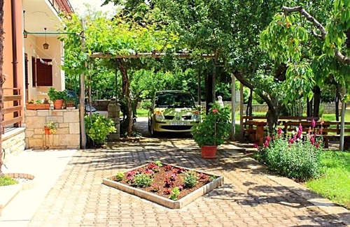 Vrvari Apartment | Apartment in Vrvari with One-Bedroom 3