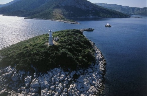 Zuljana Apartment | Apartment in Žuljana with Seaview, Terrace, Air condition, WIFI (3558-3)