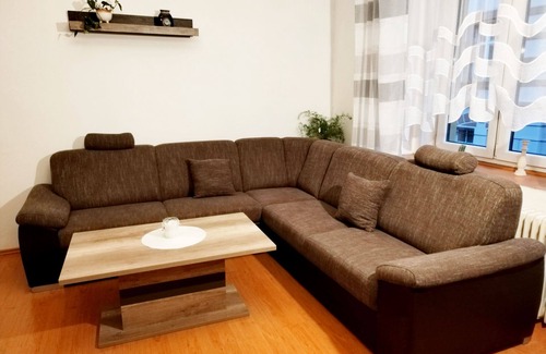 Decin Apartment | Apartment Isabel - fully equipped for a short or long term stay of up to 5 pers.