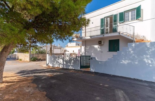 Castrignano del Capo Apartment | Apartment 150 mt from the waterfront