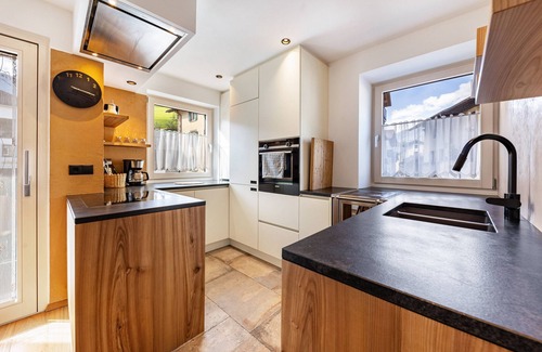 Sarntal Apartment | Apartment 'J N Appartement Spritzenhaus' with Balcony and Wi-Fi