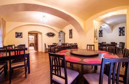Hluboka nad Vltavou House | Apartment Jinghu