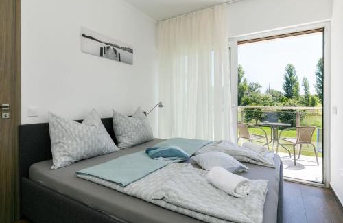 Balatonszarszo Apartment | Apartment Johann 2 by Interhome