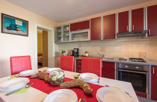 Milcetici Apartment | Apartment Josip Malin with Spacious Garden