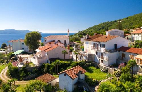 Donji Kraj Apartment | Apartment Julka by Interhome