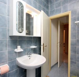 Suha Punta Apartment | Apartment Kampor 4972b