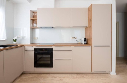 Kraljevec Sesvetski Apartment | Apartment Kona - Two Bedroom Apartment with Balcony