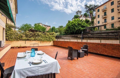 Siena Apartment | Apartment 'La Casa Di Nonna - Siena' with Private Terrace, Wi-Fi and Air Conditioning