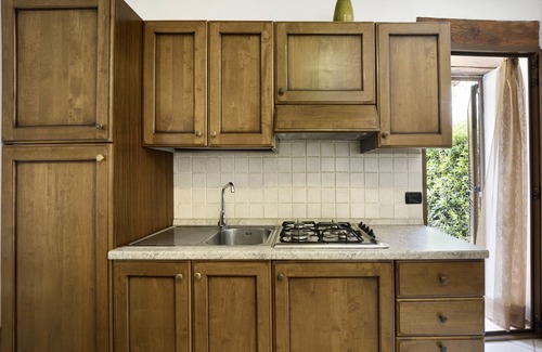 Rossi Apartment | Apartment 'La Cicala 1' with Shared Pool, Private Terrace and Shared Garden