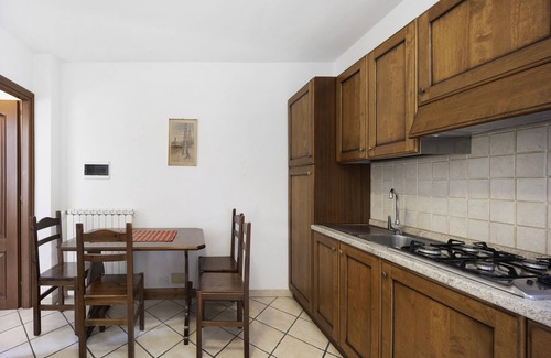 Rossi Apartment | Apartment 'La Cicala 1' with Shared Pool, Private Terrace and Shared Garden