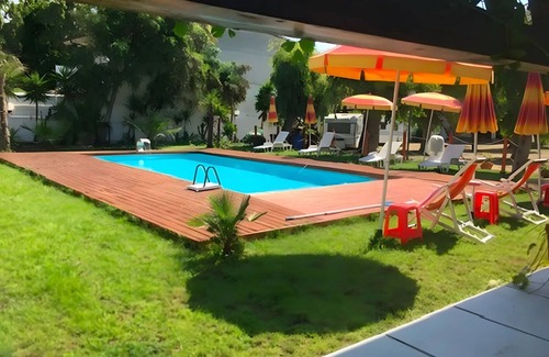 Calimera Apartment | Apartment 'La Quiete - Veranda Piccola 1' with Shared Pool, Wi-Fi and Air Conditioning