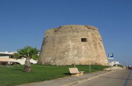 Torre Mozza House | Apartment La Torre First Floor Sea View Pine Forest