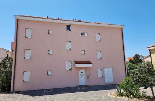 Novalja Apartment | Apartment Lara