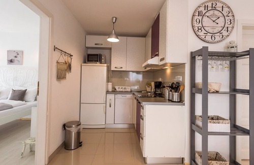 Novi Vinodolski Apartment | Apartment Lavanda with balcony and sea view