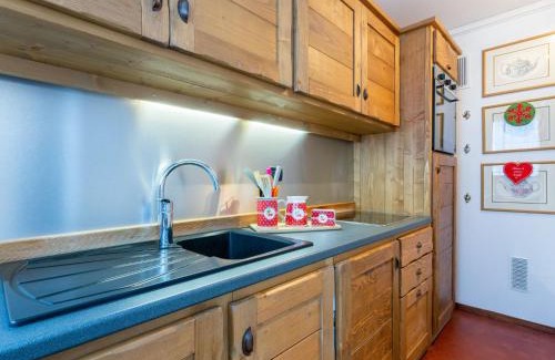 Chamonix City Centre Apartment | Apartment Le Beau Site by Interhome