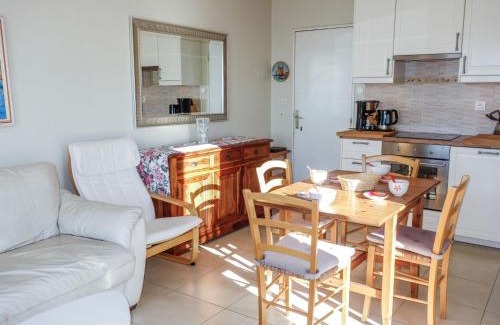 La Madrague Apartment | Apartment Les Aigues Marines-29 by Interhome