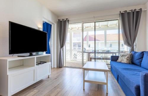 Mimizan-Plage Apartment | Apartment Les balcons des pêcheurs C25 by Interhome