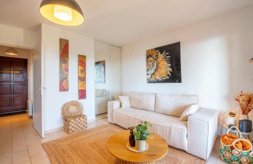 Cavalaire-sur-Mer Apartment | Apartment Les Sauvagières II-7 by Interhome