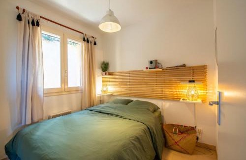 Cavalaire-sur-Mer Apartment | Apartment Les Sauvagières II-7 by Interhome