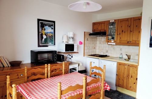 Pyrenees 2000 Apartment | Apartment located on the slopes next to a kindergarten