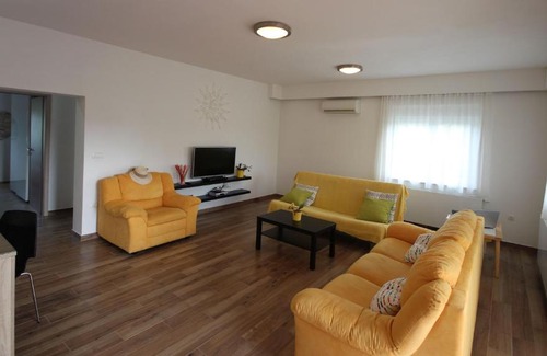 Valtura Apartment | Apartment Luna