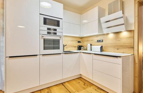 Pec pod Snezkou Apartment | Apartment Máj-11 by Interhome