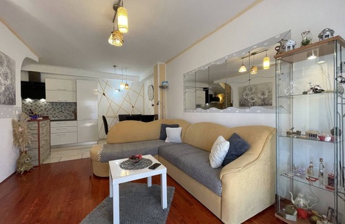 Vintijan Apartment | Apartment Malu is located in a quiet neighborhood in Pula.