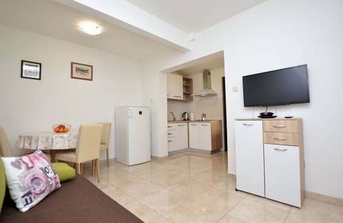 Vinez Apartment | Apartment Malvina (42911-A1) - Labin