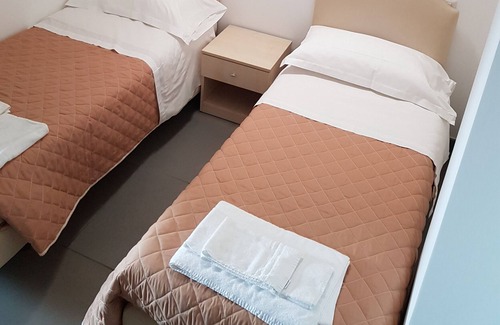 Angri Apartment | Apartment 'Mansarda Parco La Ville' with Mountain View and Air Conditioning