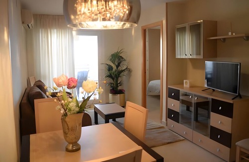 Marina d'Or Apartment | Apartment 'Marinador Josmar' with Sea View, Shared Pool and Air Conditioning