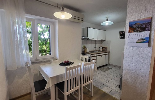 Senj Apartment | Apartment Marinera (39281-A1) - Senj